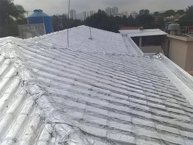 Instalação de Manta na Vila Santa Catarina